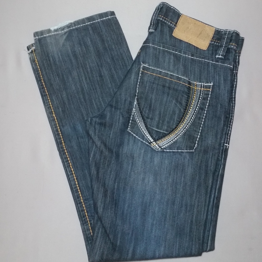 Southpole, Size 32.